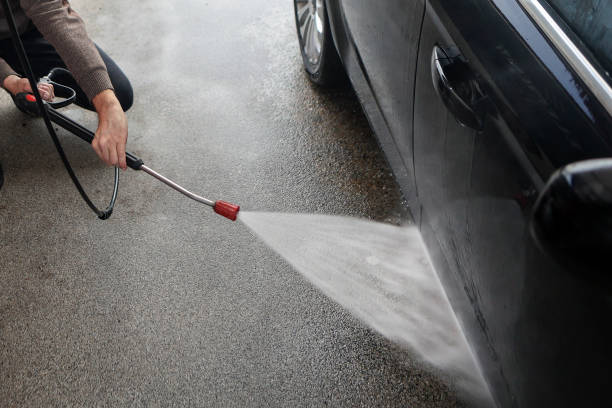 Best Pressure Washing Driveway  in Madison Heights, MI